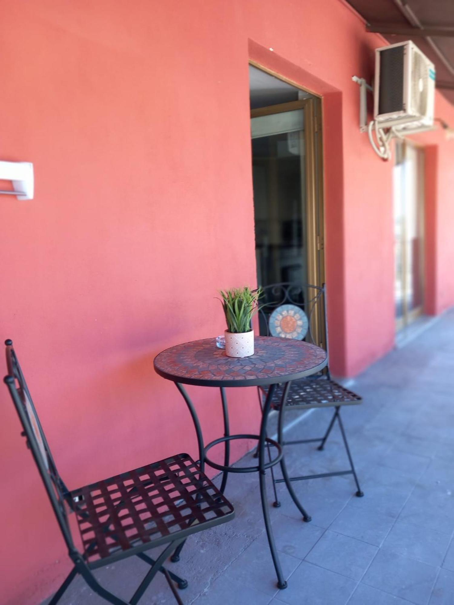 Bluesky Apartment - Third Floor Giardini Naxos Bagian luar foto